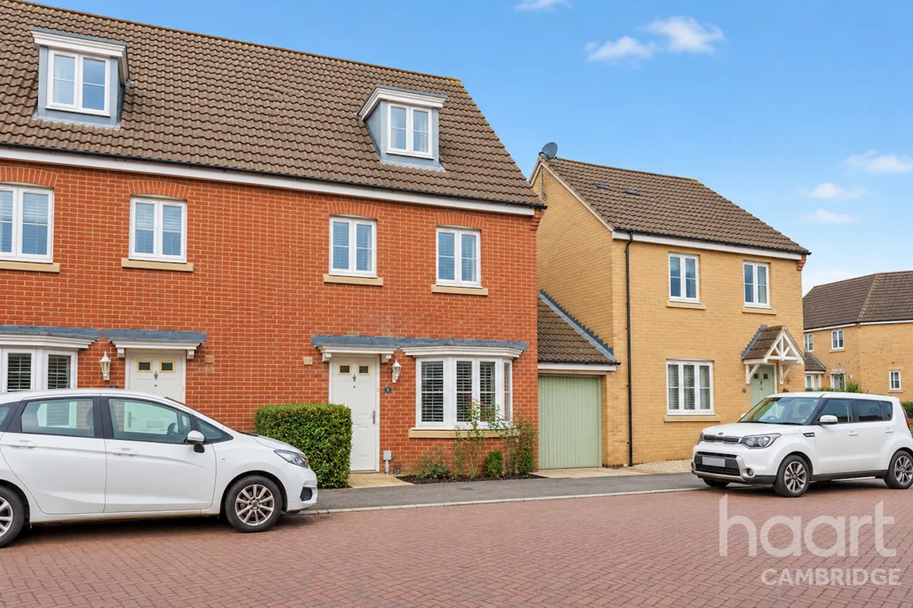 4 bed house to rent, Browning Chase, CB6