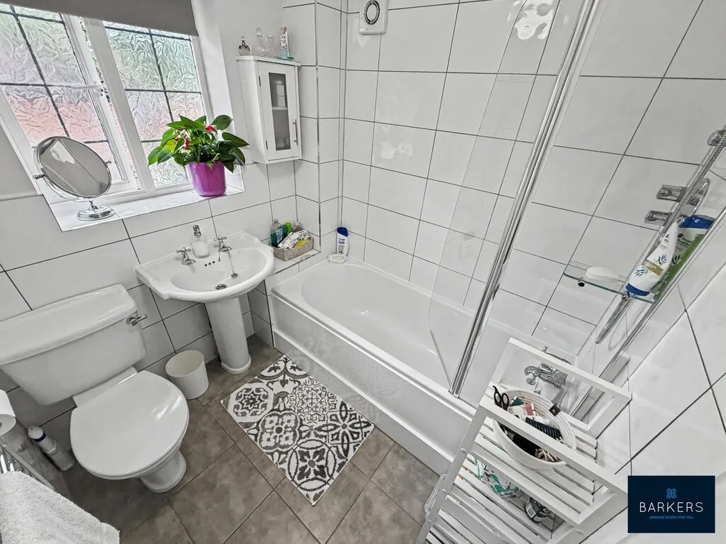 Millers Croft, Birstall, WF17, photo 12