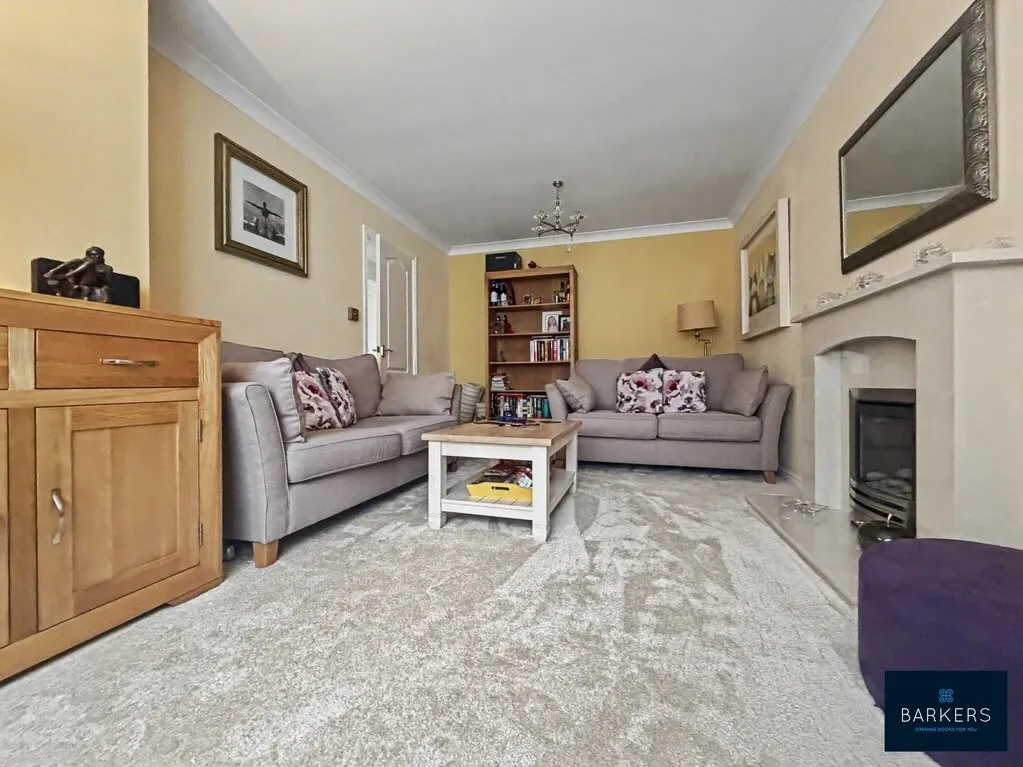 Millers Croft, Birstall, WF17, photo 5