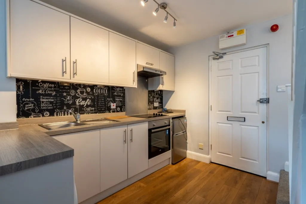 Clifton Road, Gravesend, DA11, photo 3