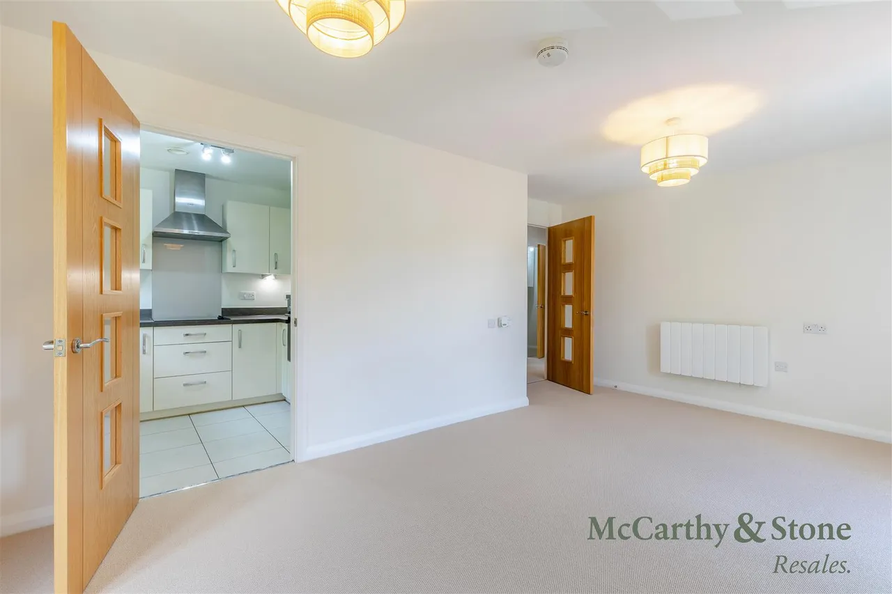 Kingsway, Stafford, ST16, photo 6