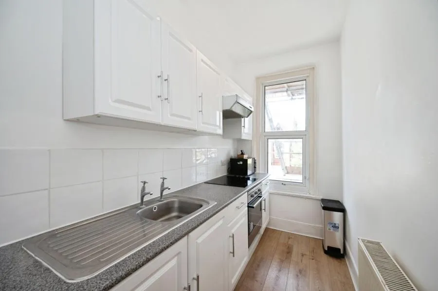 Shaftesbury Road, Southsea, PO5, photo 12