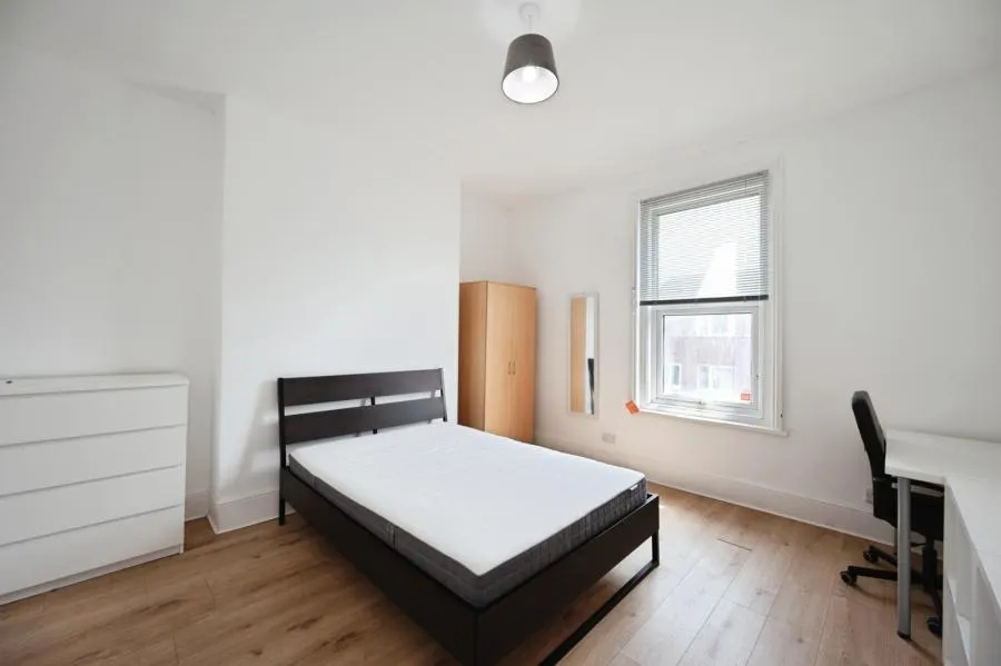Shaftesbury Road, Southsea, PO5, photo 3