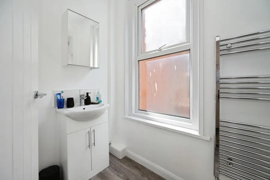 Shaftesbury Road, Southsea, PO5, photo 17
