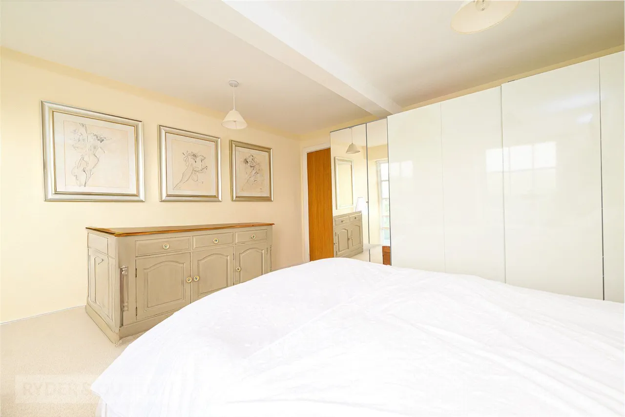Upper Sunny Bank Mews, Meltham, HD9, photo 11