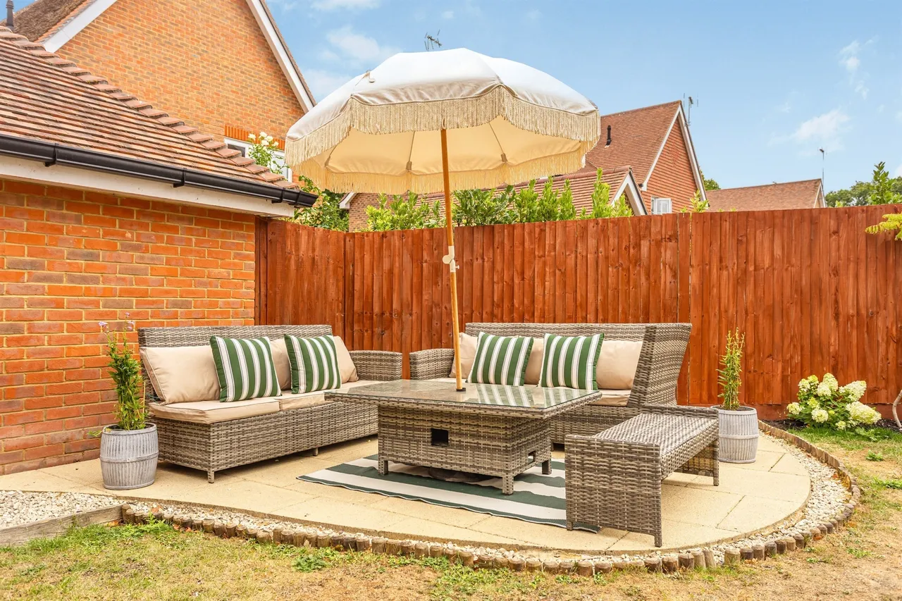 Mill Rose Way, Burgess Hill, RH15, photo 12