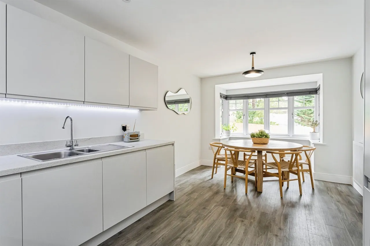Mill Rose Way, Burgess Hill, RH15, photo 4