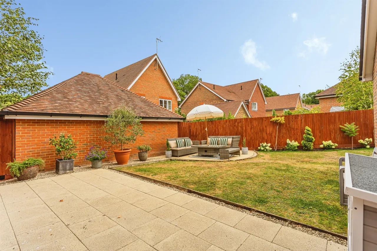 Mill Rose Way, Burgess Hill, RH15, photo 7