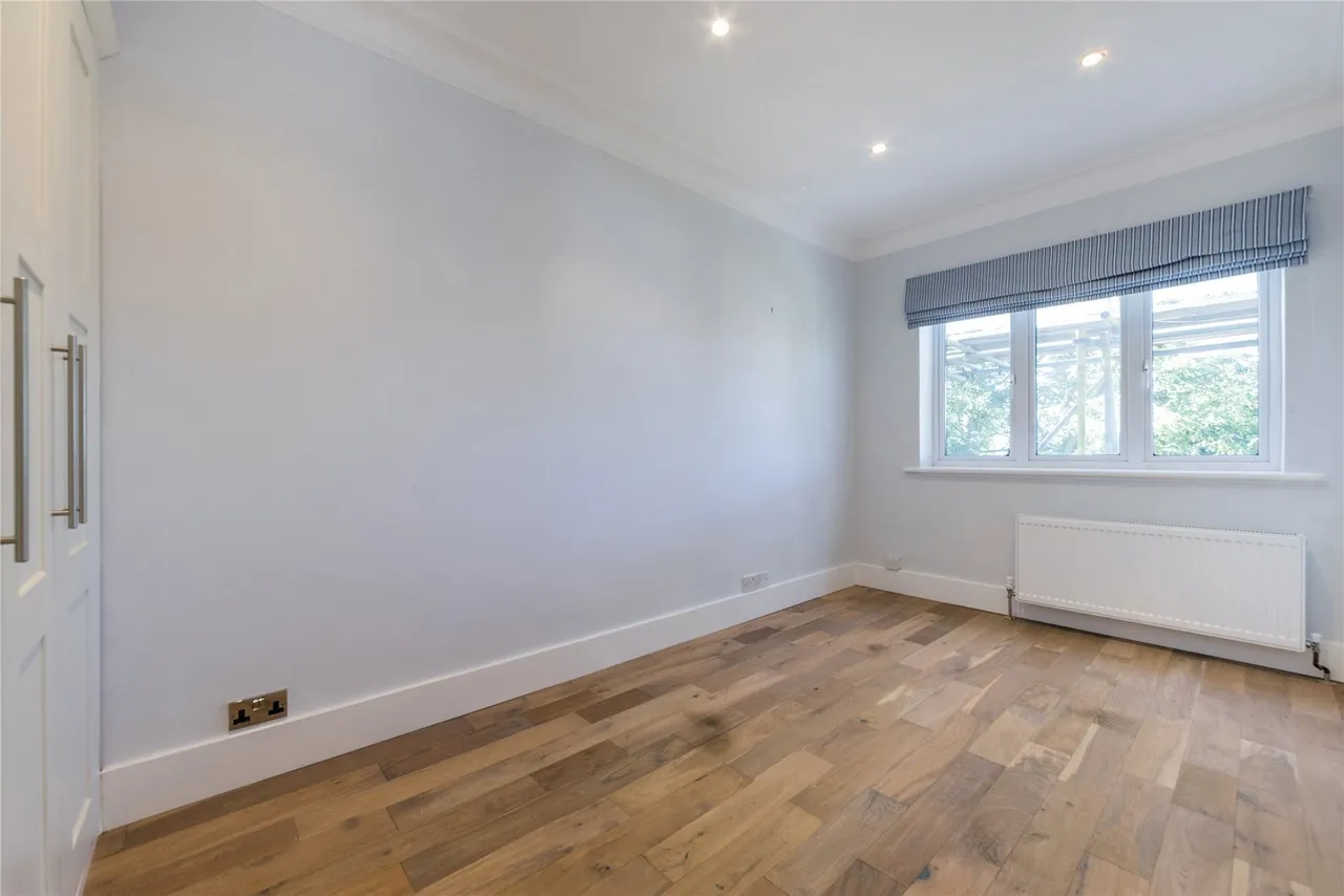 West Heath Road, London, NW3, photo 13