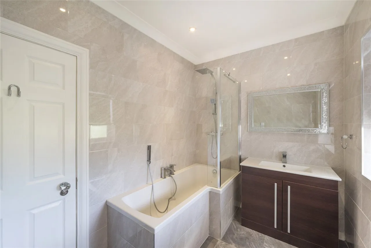 West Heath Road, London, NW3, photo 10