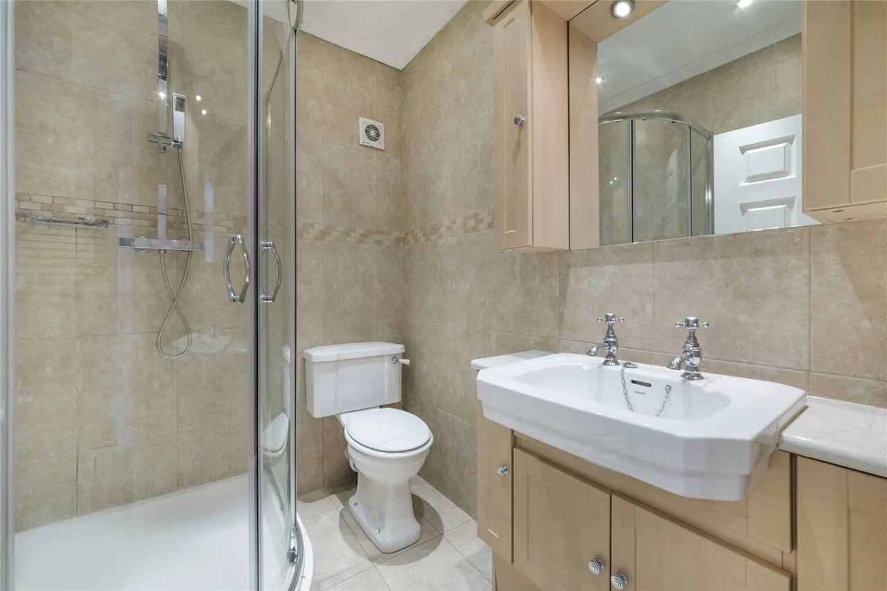 West Heath Road, London, NW3, photo 8