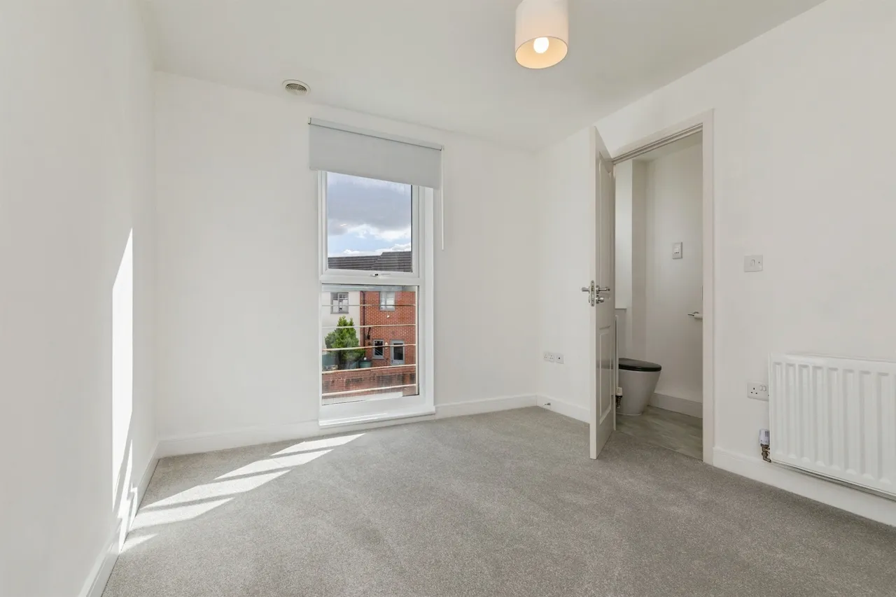 Long Down Avenue, Cheswick Village, BS16, photo 11