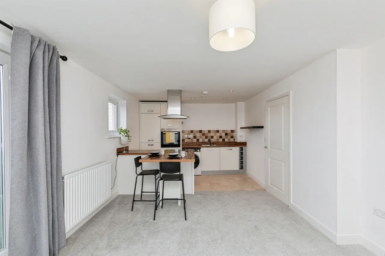 Long Down Avenue, Cheswick Village, BS16, photo 10