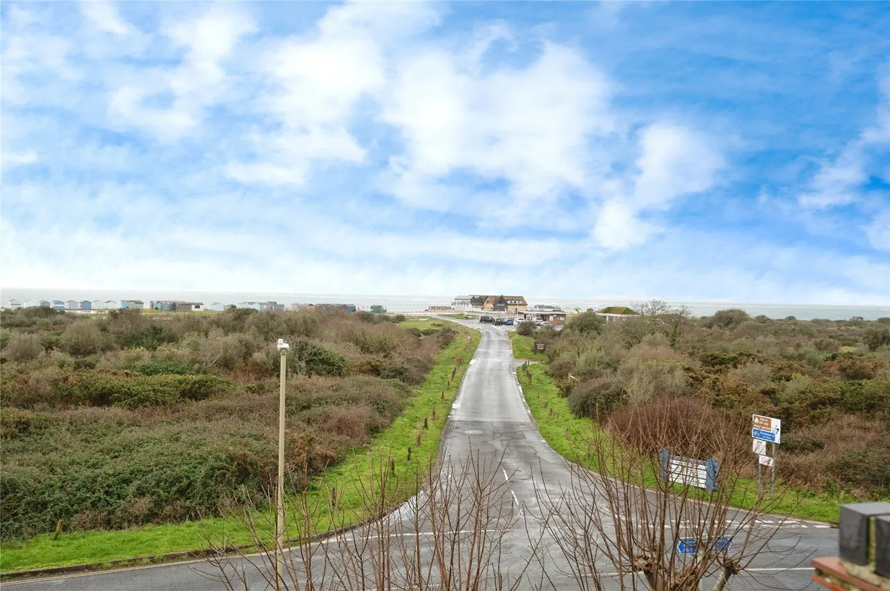 Sea Front, Hayling Island, PO11, photo 20