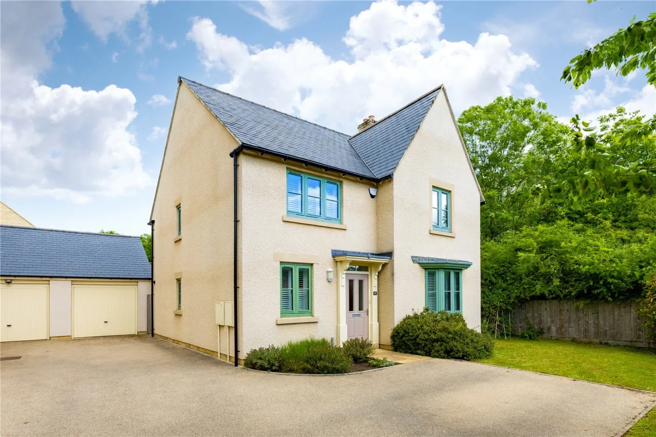 4 bed house for sale, Clappen Close, Cirencester, GL7