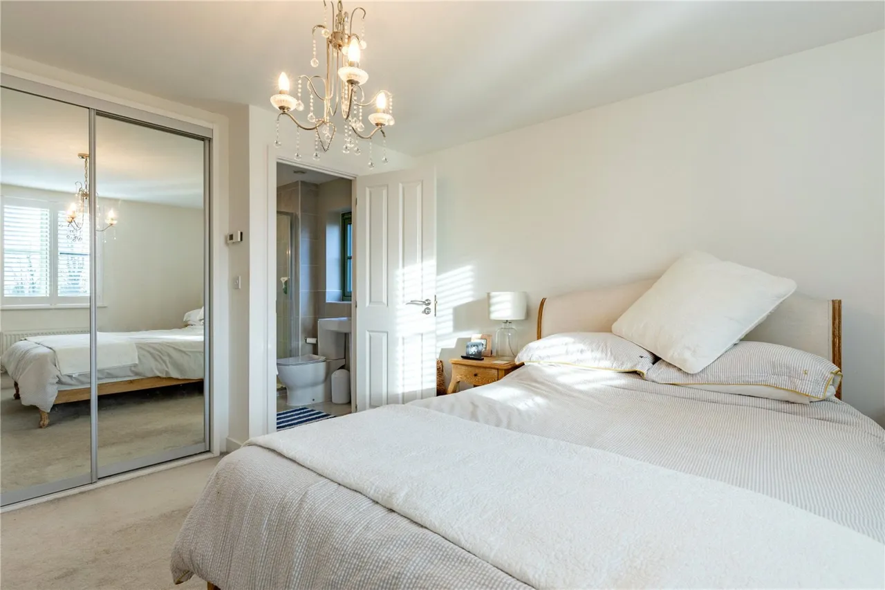 Clappen Close, Cirencester, GL7, photo 12