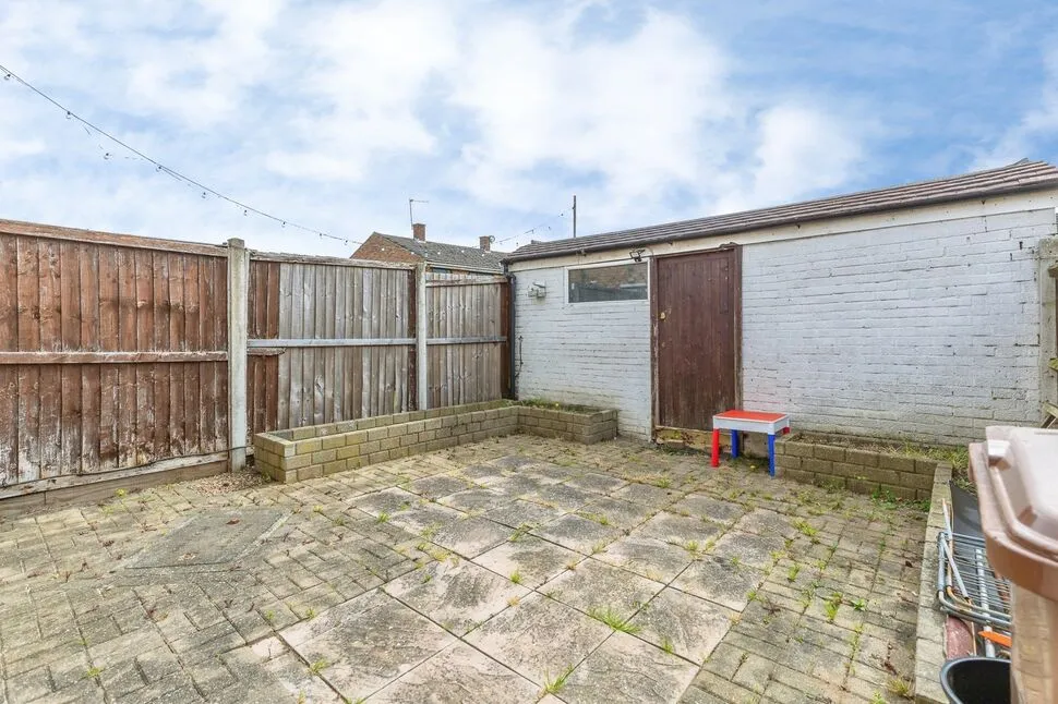 St. Pauls Close, Rochester, Kent, ME2, photo 6