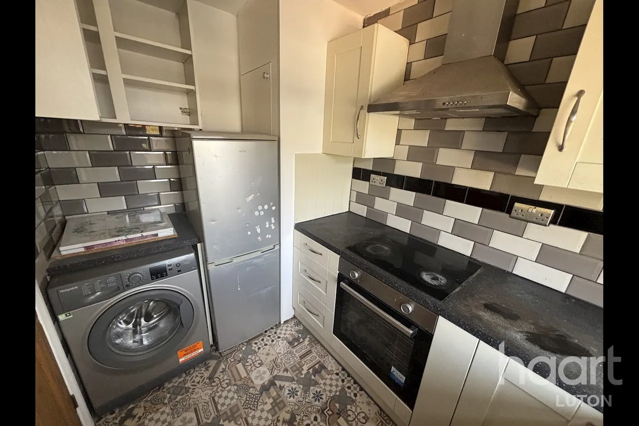 Elderberry Close, Luton, LU2, photo 4