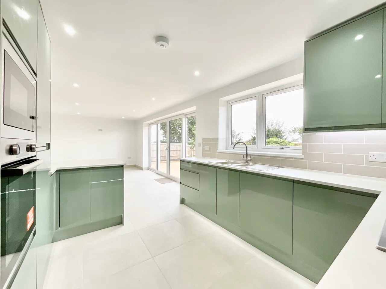 Heather Crescent, Stoke-On-Trent, ST3, photo 25