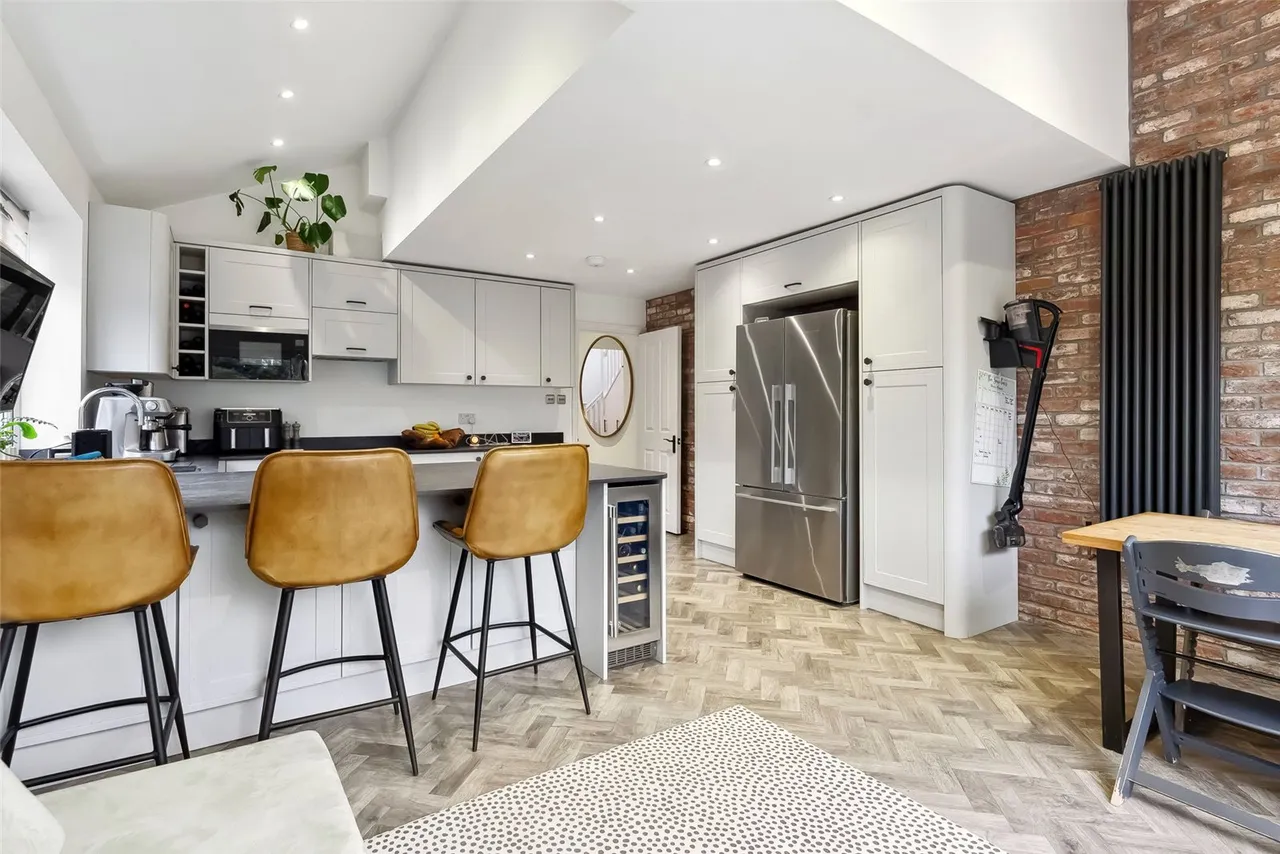 Percy Road, Hampton, TW12 2HW, photo 4