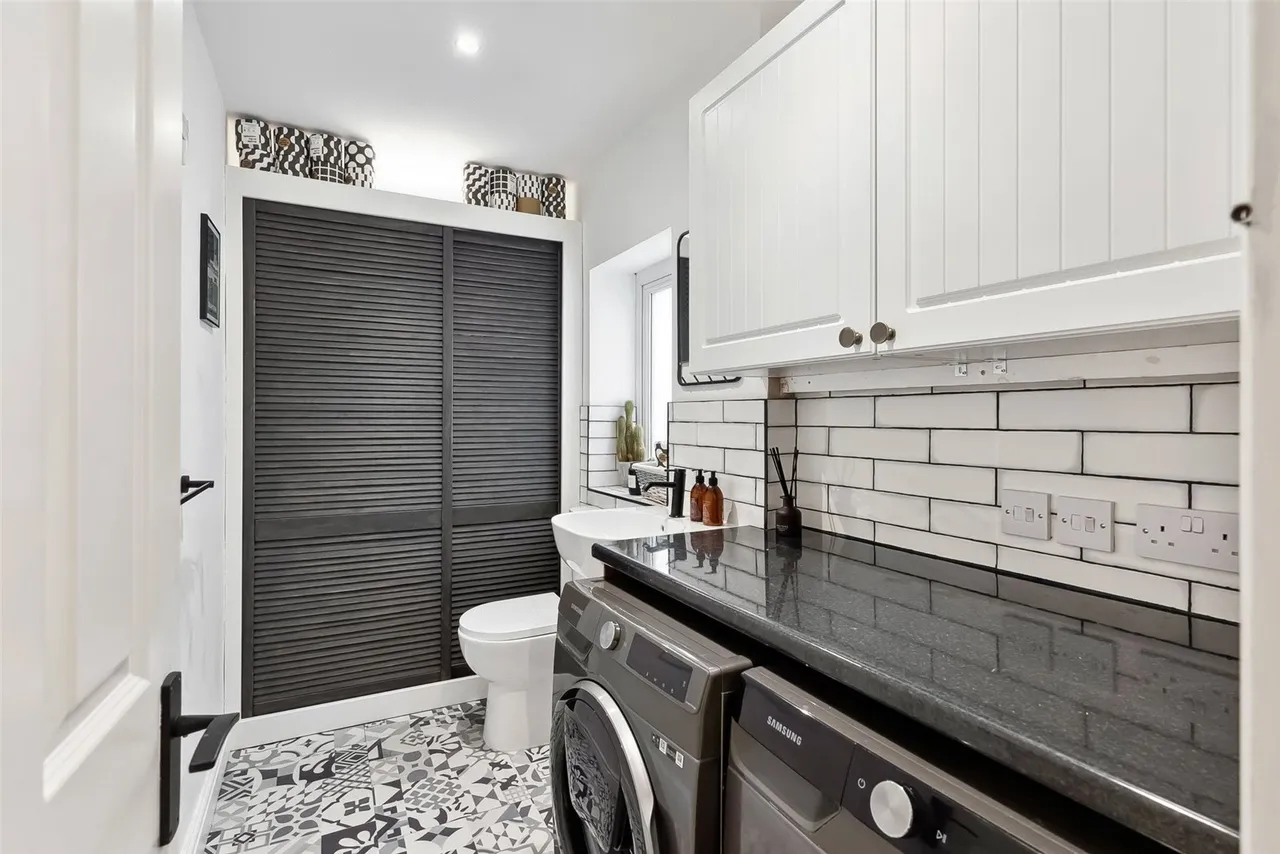 Percy Road, Hampton, TW12 2HW, photo 6