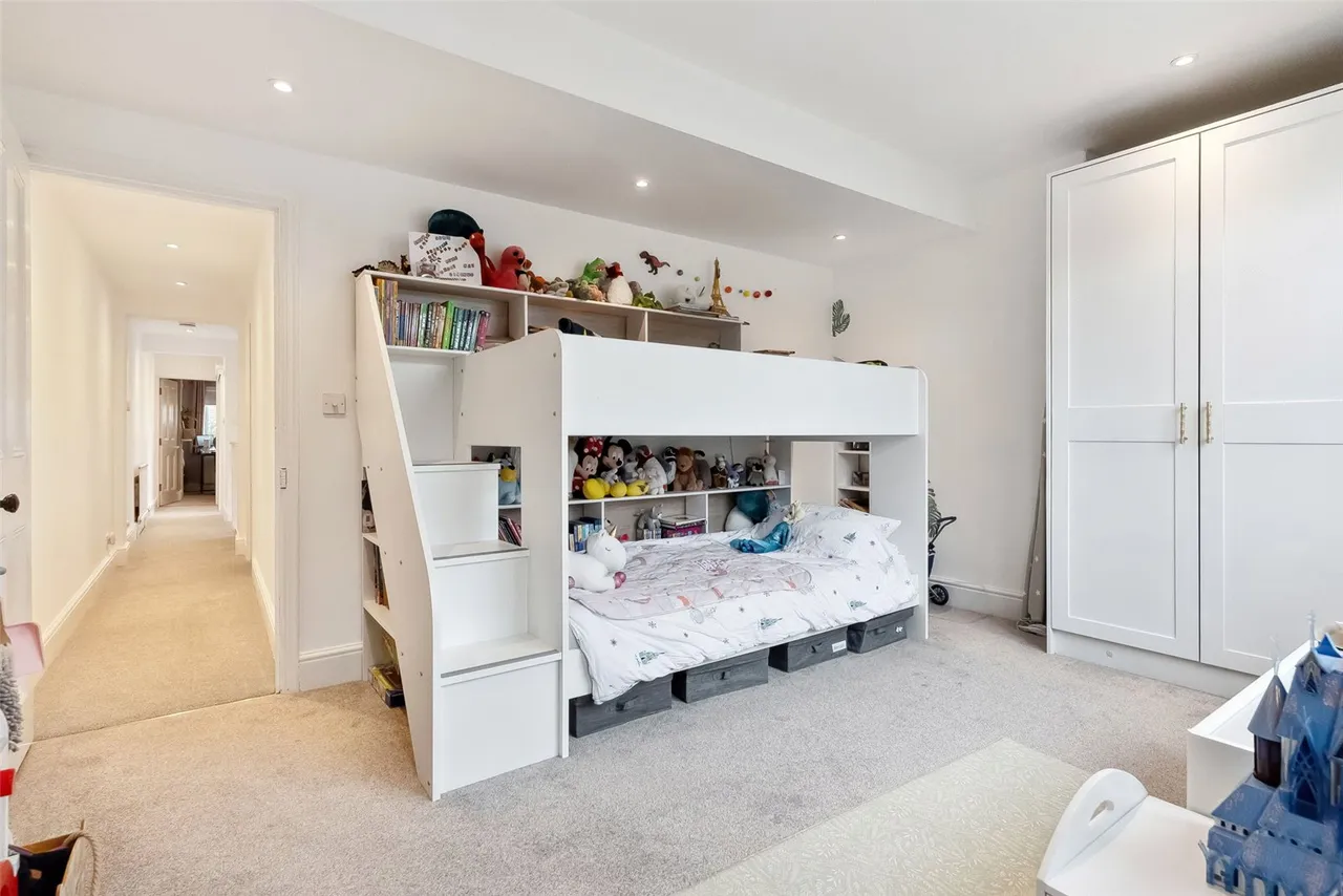 Percy Road, Hampton, TW12 2HW, photo 10