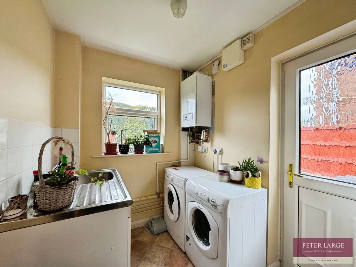 Bryn Coed, St. Asaph, Denbighshire, LL17 0DQ, photo 8
