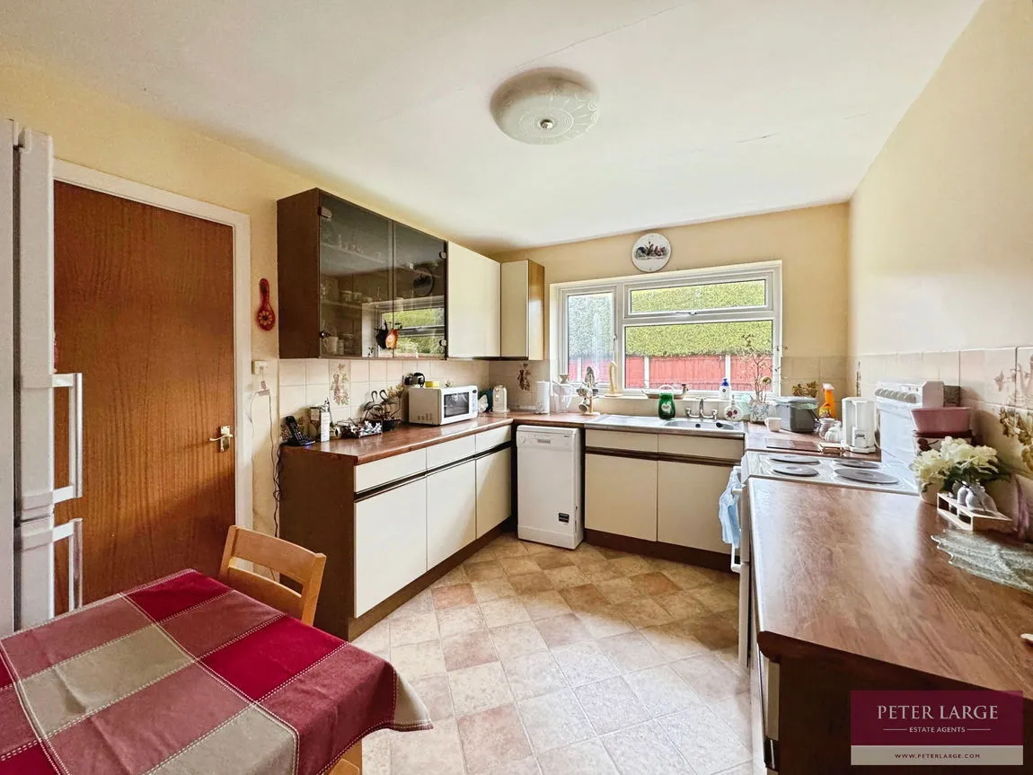 Bryn Coed, St. Asaph, Denbighshire, LL17 0DQ, photo 6