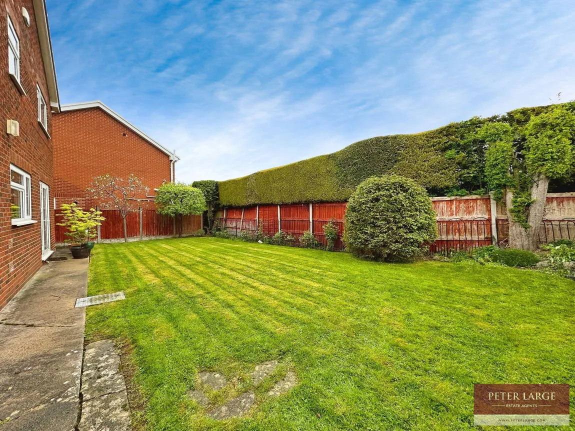 Bryn Coed, St. Asaph, Denbighshire, LL17 0DQ, photo 16