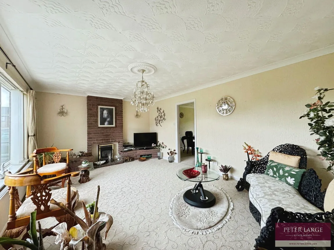 Bryn Coed, St. Asaph, Denbighshire, LL17 0DQ, photo 3