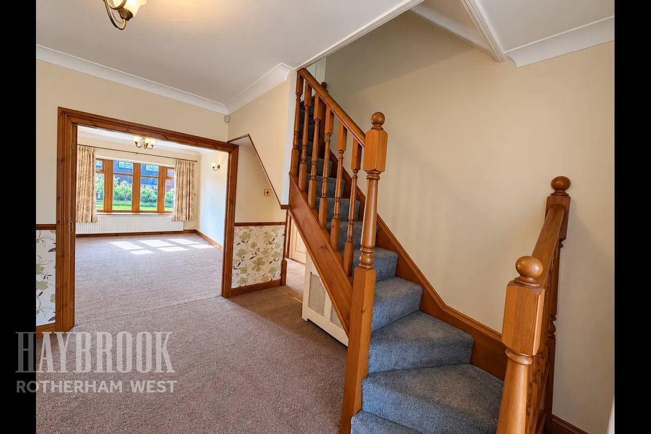 Crane Drive, Rotherham, photo 13