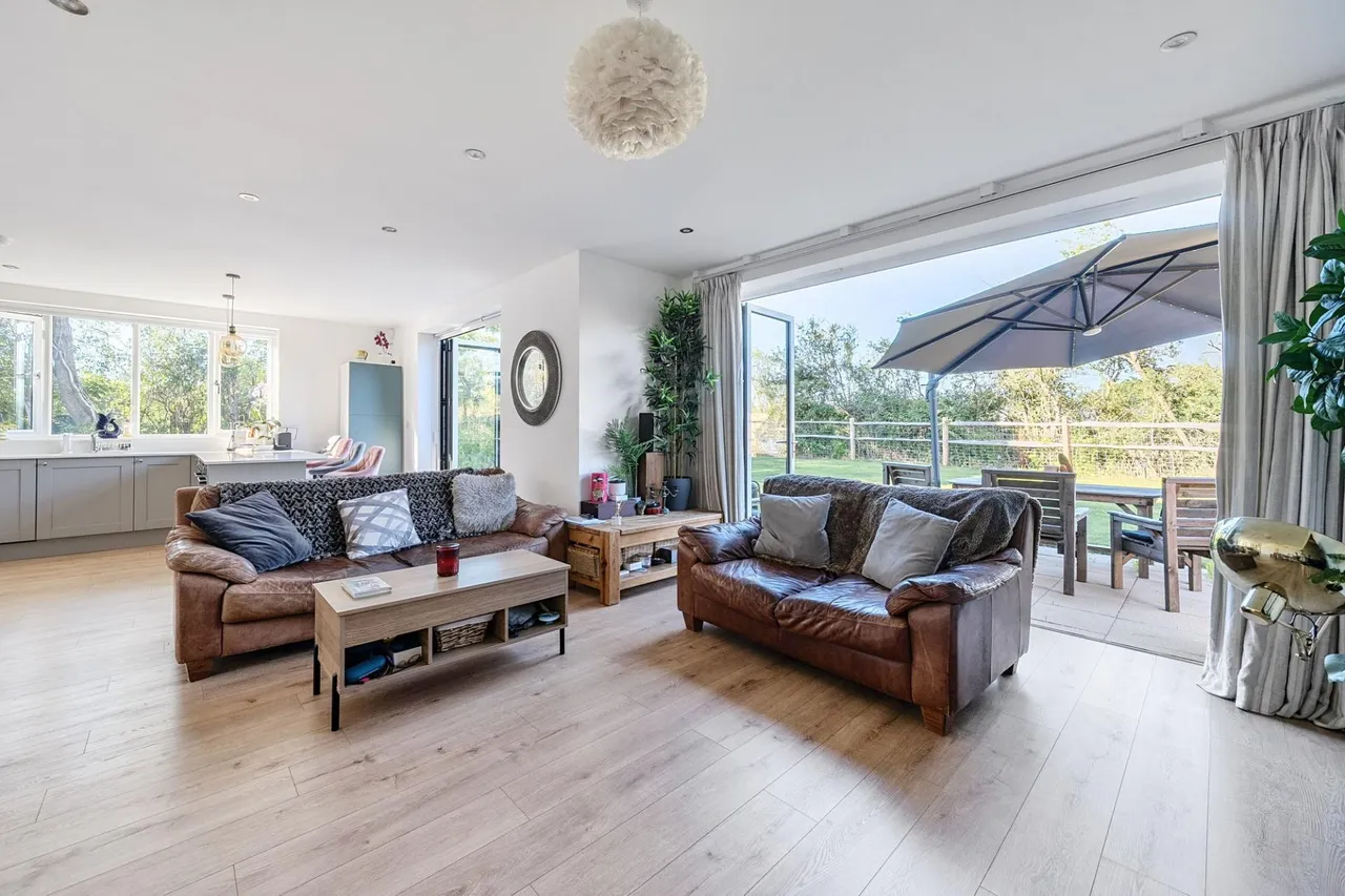Merlin Drive, Edenbridge, TN8, photo 2