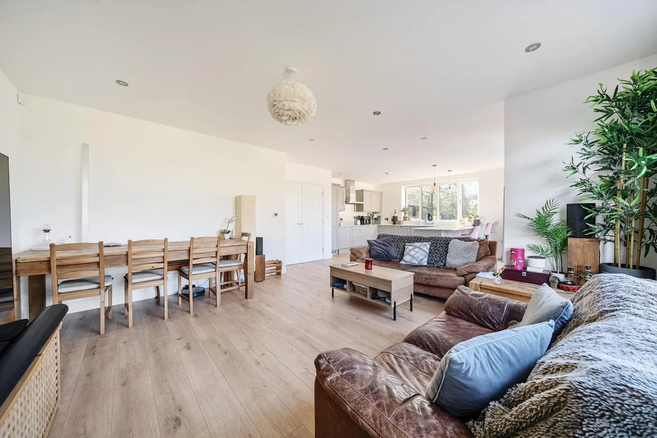 Merlin Drive, Edenbridge, TN8, photo 12