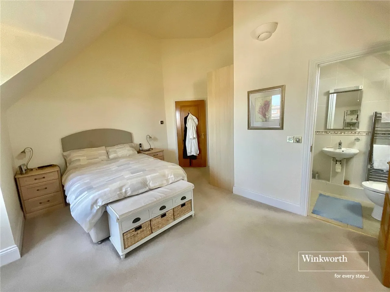 Wortley Road, Highcliffe, Christchurch, Dorset, BH23, photo 3