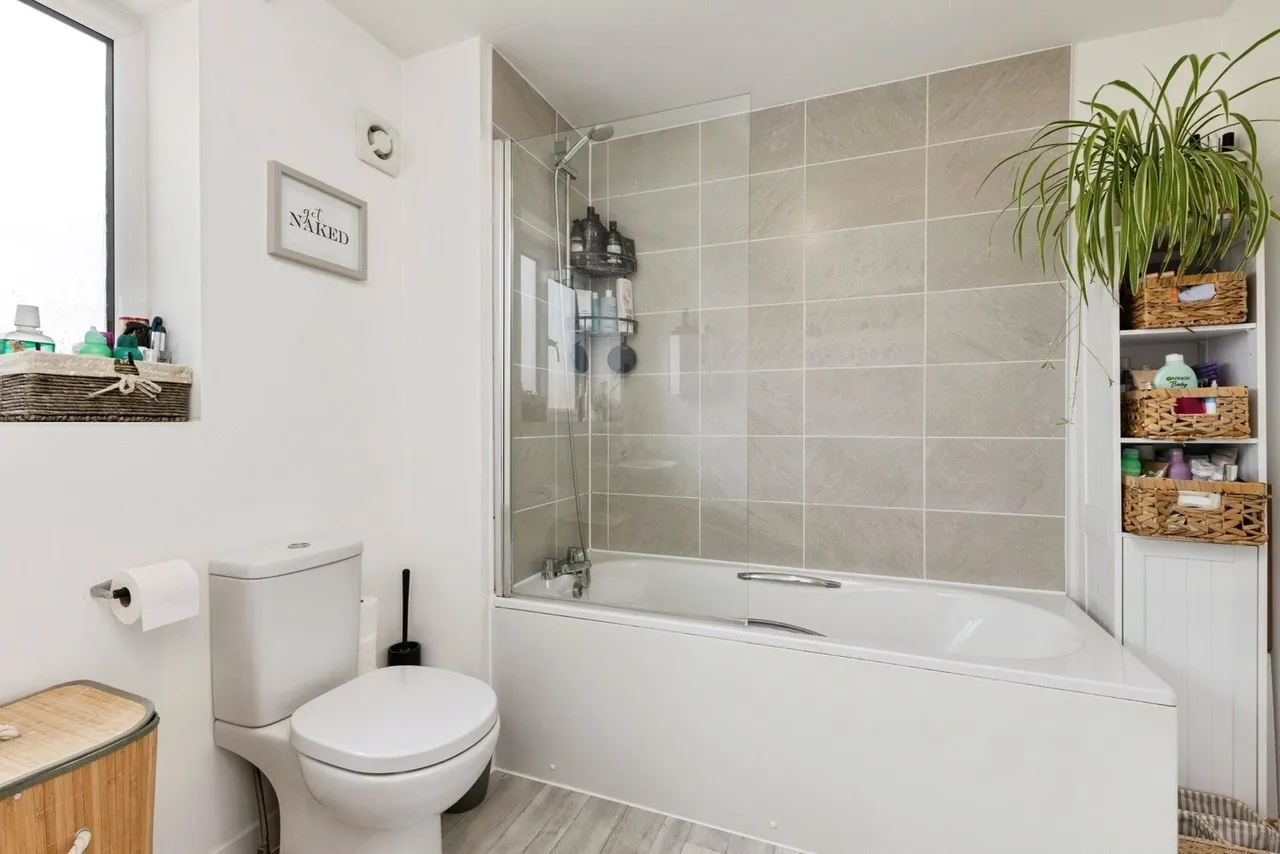 Chamberlain Rise, Wymondham, NR18, photo 18