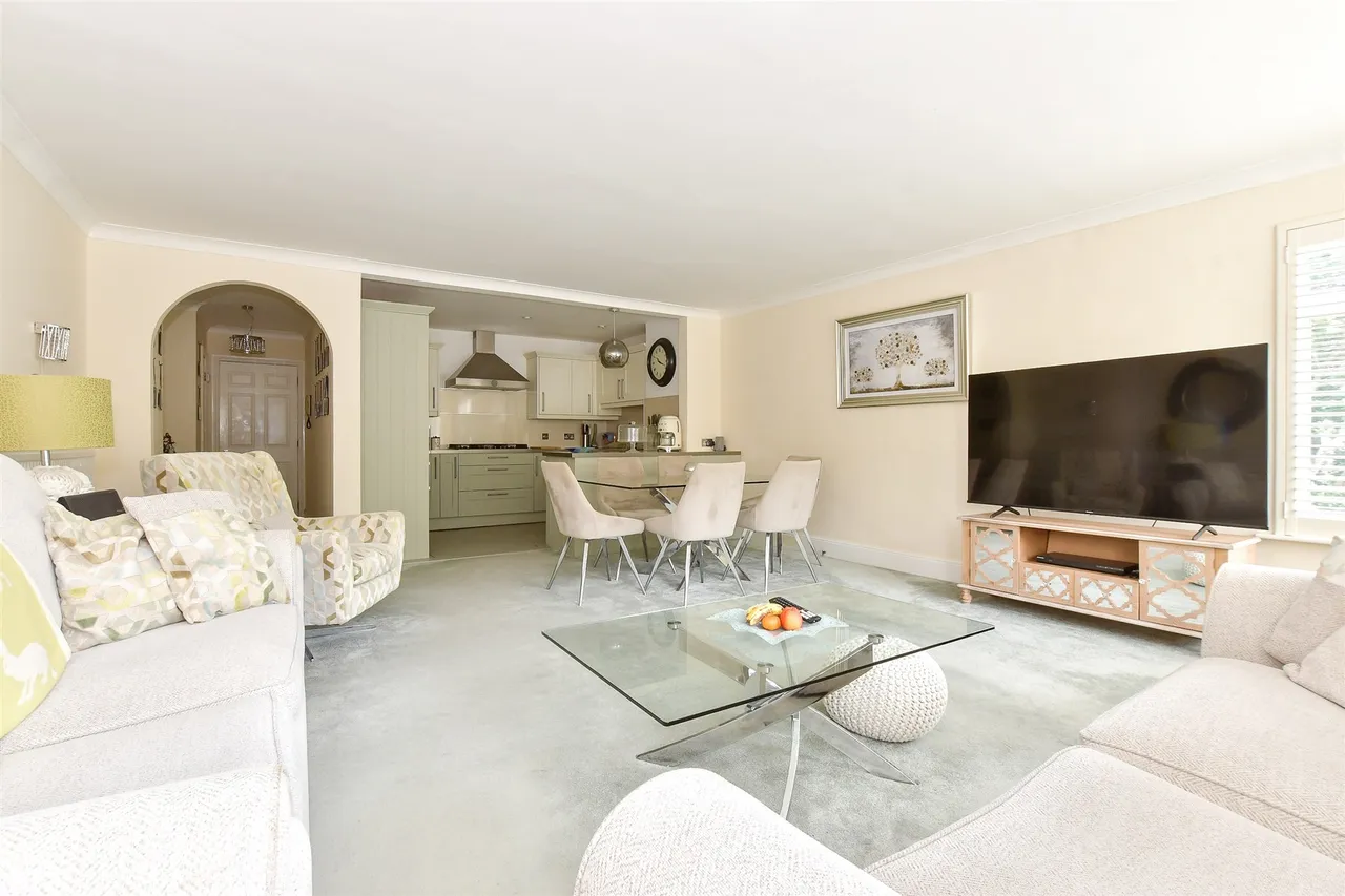 Victoria Avenue, Shanklin, PO37, photo 4