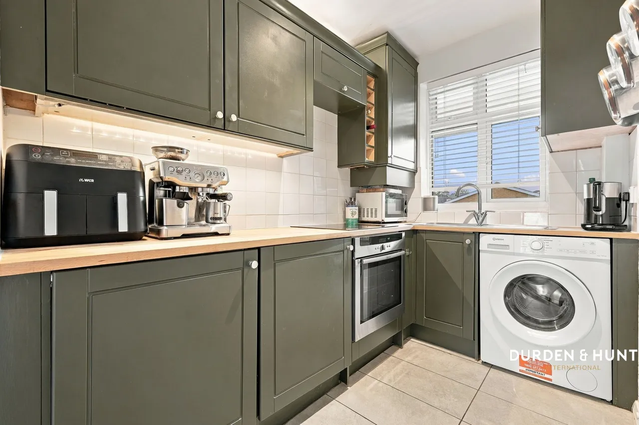 Palmerston Road, Buckhurst Hill, IG9, photo 5