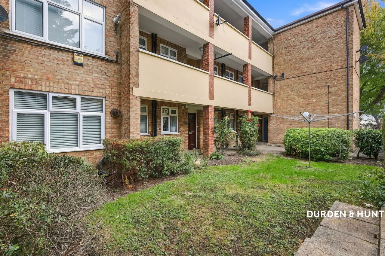 Palmerston Road, Buckhurst Hill, IG9, photo 14