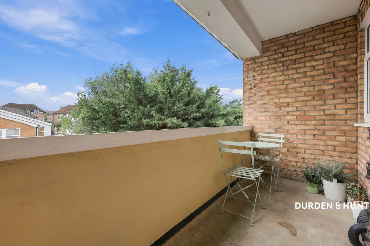 Palmerston Road, Buckhurst Hill, IG9, photo 12