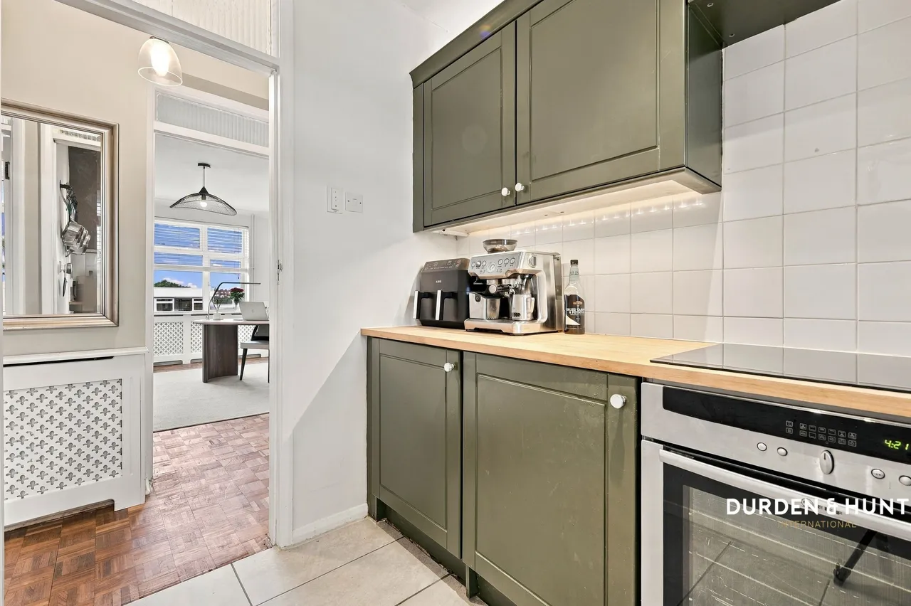 Palmerston Road, Buckhurst Hill, IG9, photo 6