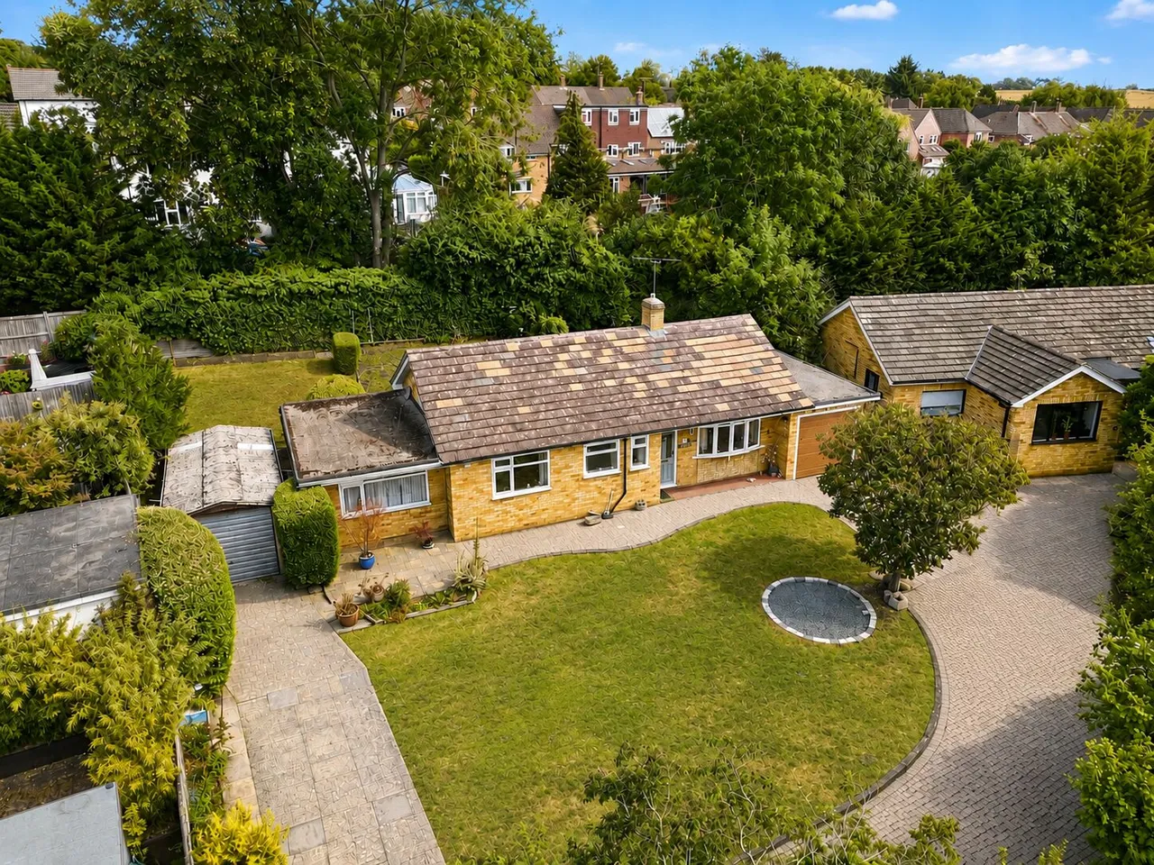 3 bed house for sale, Southview Road, Harpenden, AL5