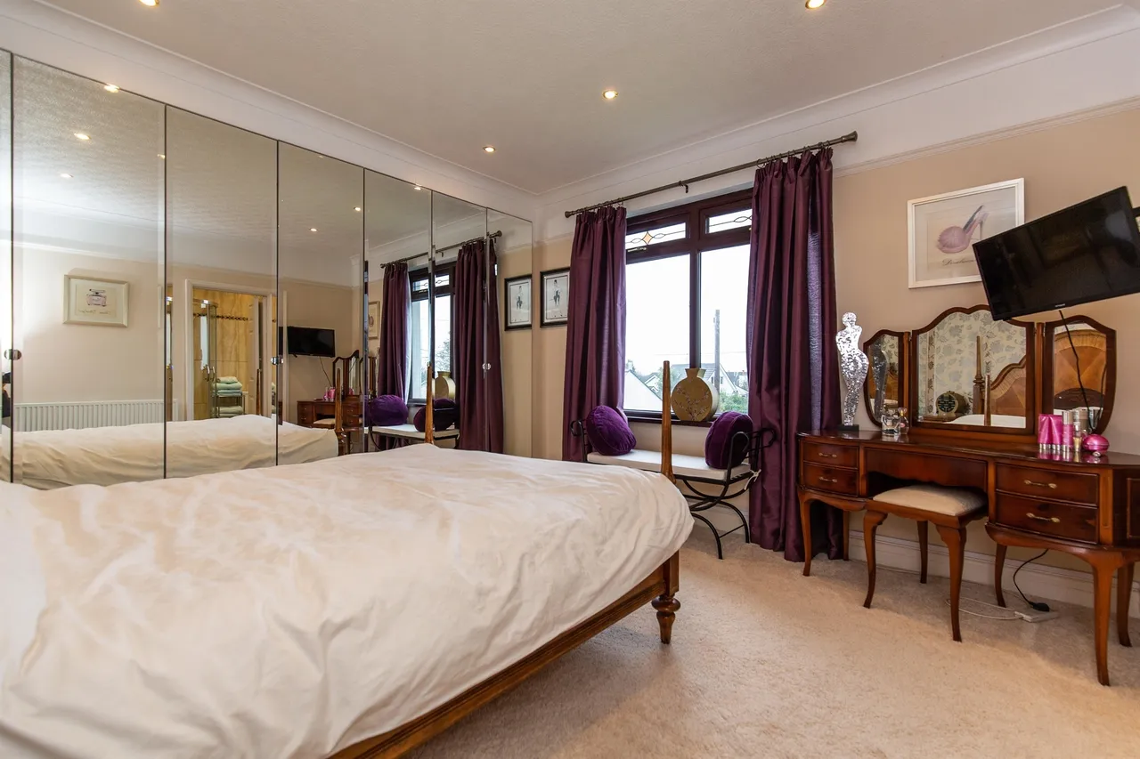 Wellfield Road, Cardiff, CF3, photo 14