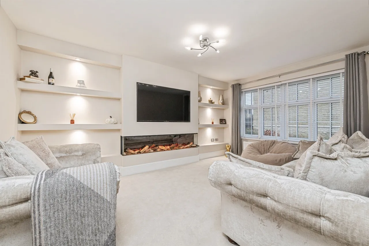Willow Gardens, Scissett, Huddersfield, photo 4
