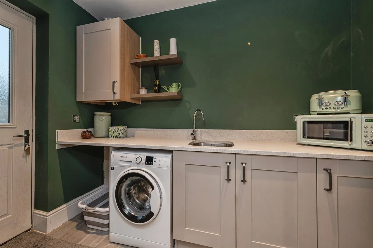 Willow Gardens, Scissett, Huddersfield, photo 9
