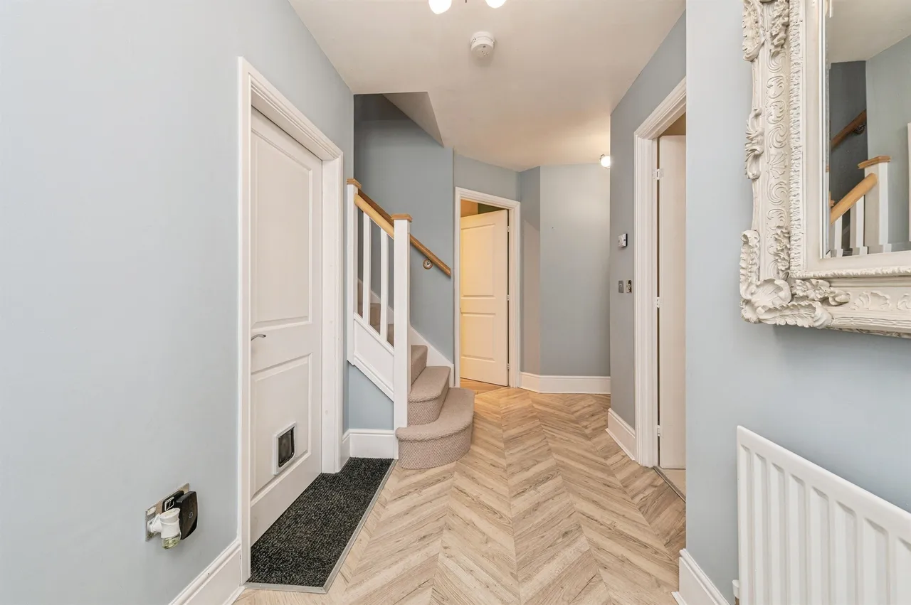 Willow Gardens, Scissett, Huddersfield, photo 11
