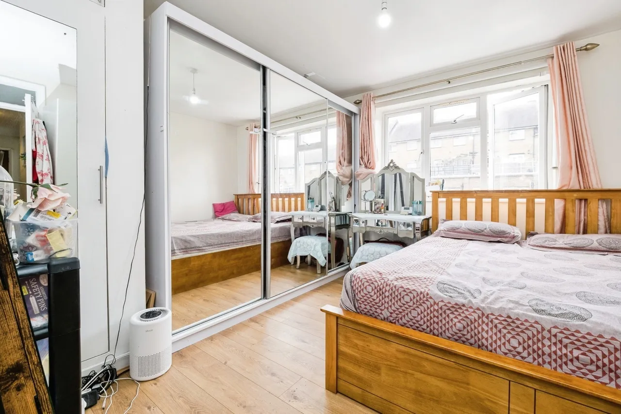 Diban Court, Diban Avenue, Hornchurch, RM12, photo 5