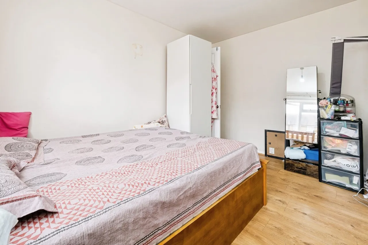 Diban Court, Diban Avenue, Hornchurch, RM12, photo 8