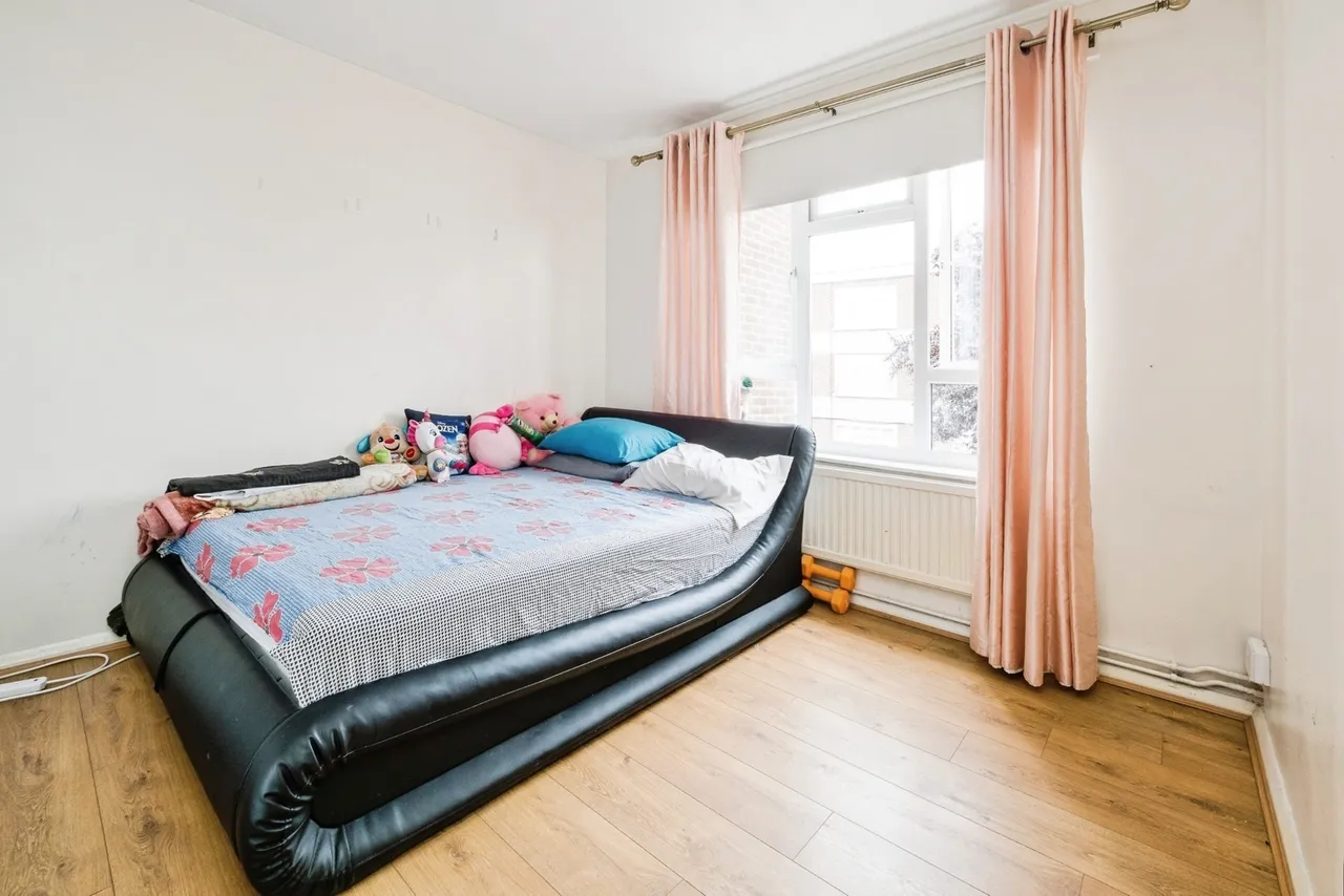 Diban Court, Diban Avenue, Hornchurch, RM12, photo 6
