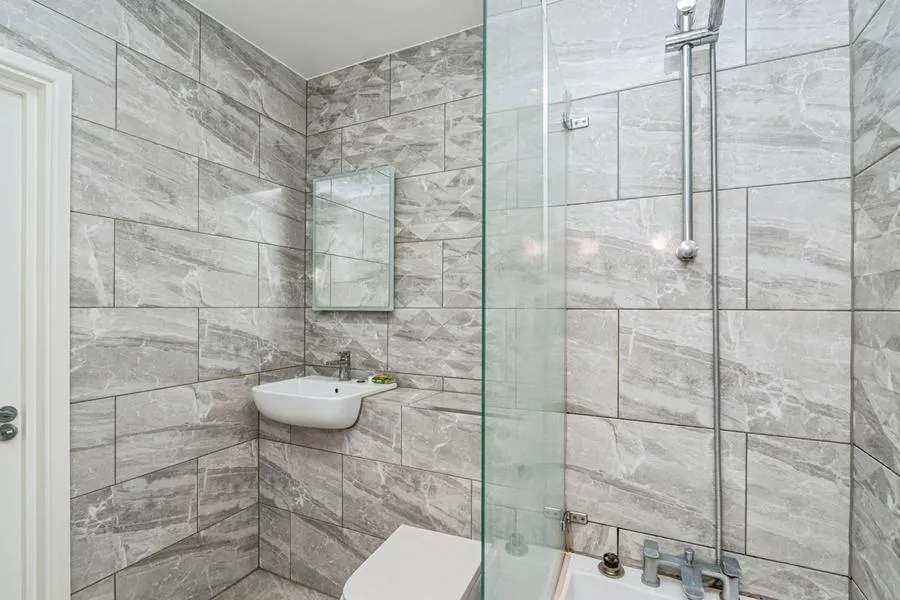 Cambridge Court, Camberley, GU15, photo 15