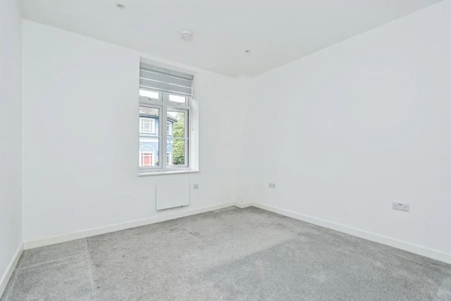 Cambridge Court, Camberley, GU15, photo 9